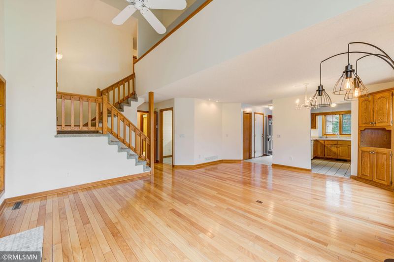 638 Sullivan Ln NE, Columbia Heights, MN 55421