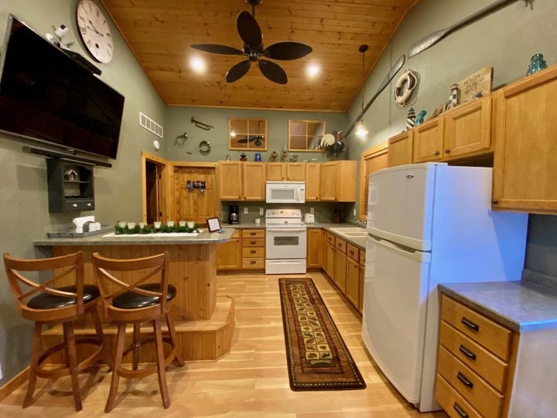 312 Spring St NE, Preston, MN 55965