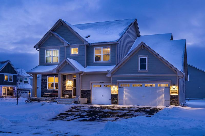 4095 Vista View Dr, Chaska, MN 55318