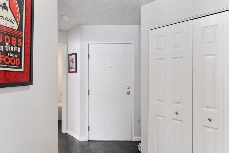6155 Chasewood Pw #003, Minnetonka, MN 55343