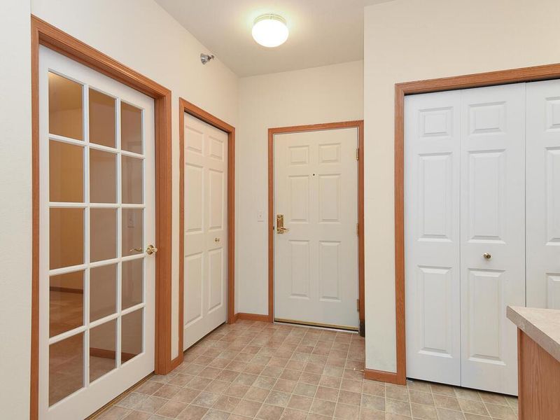 8200 W 33rd St #308, Saint Louis Park, MN 55426