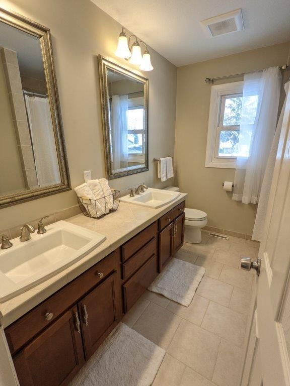31155 Gable Ave, Stacy, MN 55079