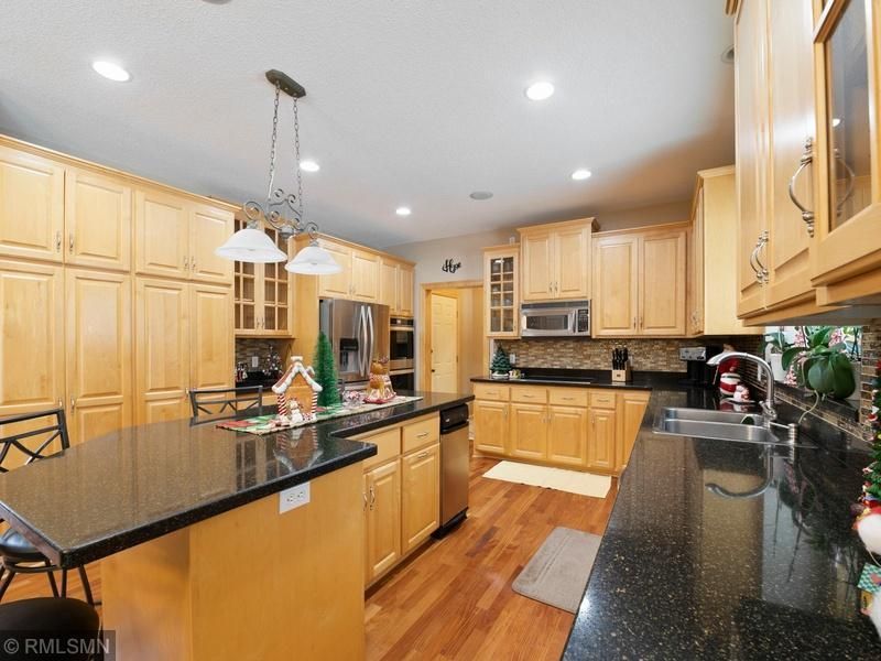 3829 Ironwood Trl N, Lake Elmo, MN 55042