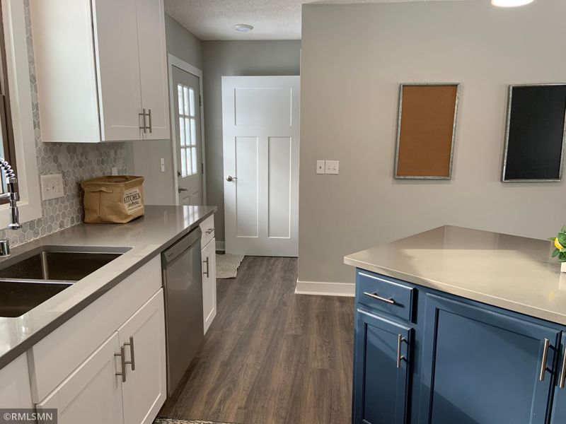 2490 4th St, White Bear Lake, MN 55110