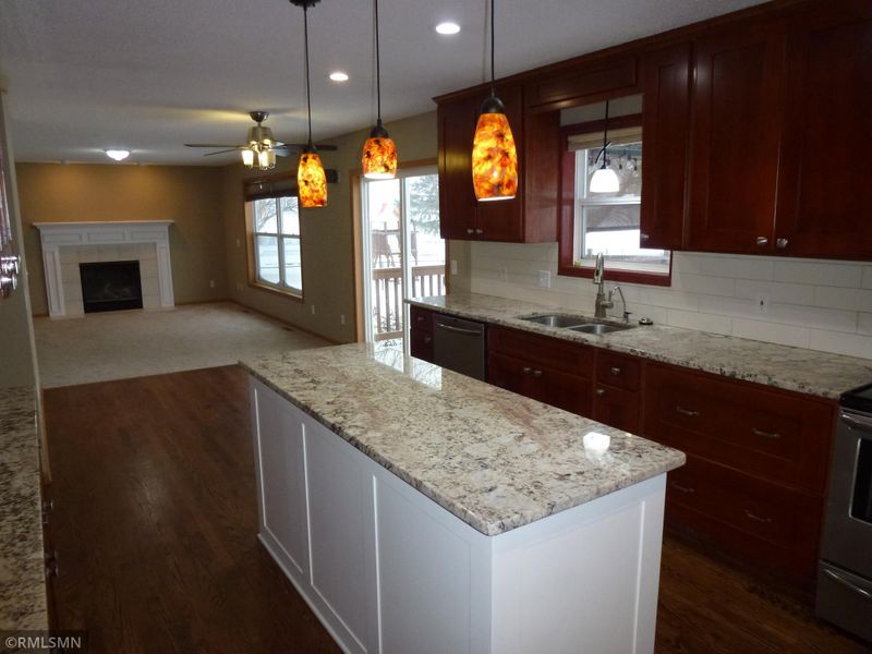 8675 176th St W, Lakeville, MN 55044