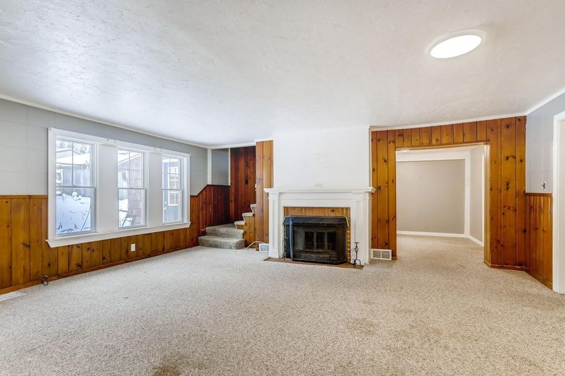 2648 S Shore Blvd, White Bear Lake, MN 55110