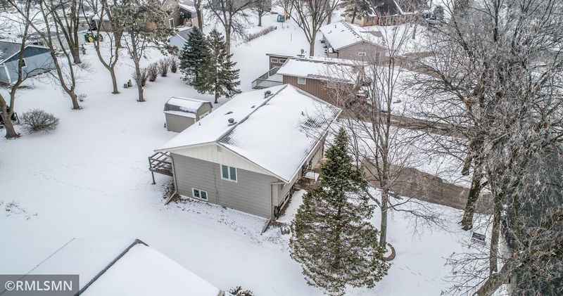 803 3rd St NE, New Prague, MN 56071