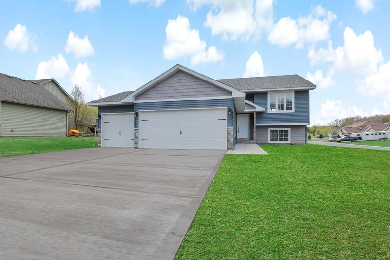 415 Woodale Ave E, Saint Croix Falls, WI 54024