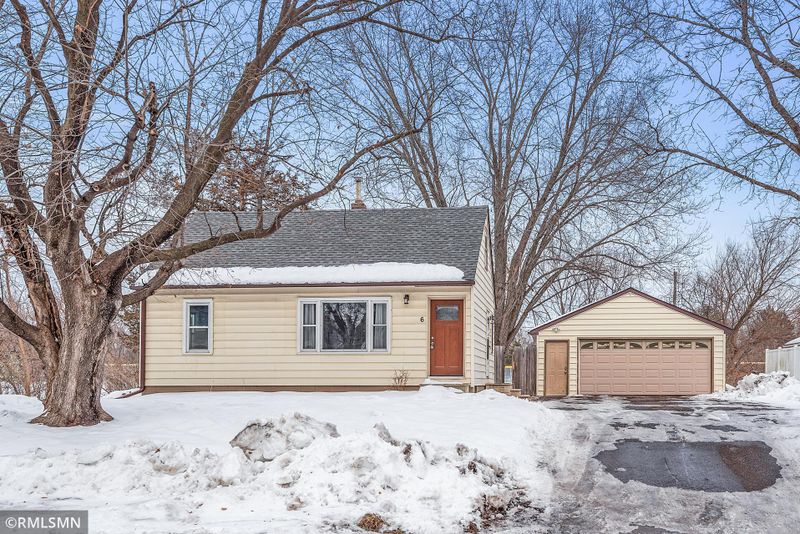 6 Inner Dr, Circle Pines, MN 55014