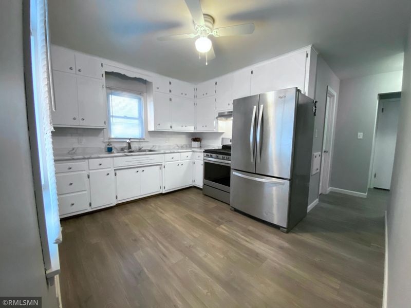 1106 Margaret St, Saint Paul, MN 55106