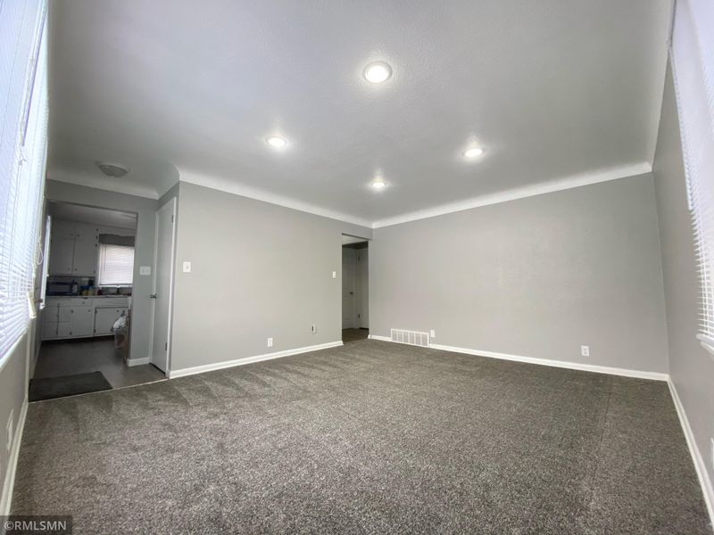 1106 Margaret St, Saint Paul, MN 55106