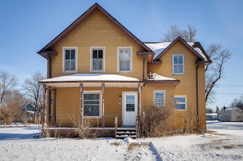 459 5th St, Dawson, MN 56232