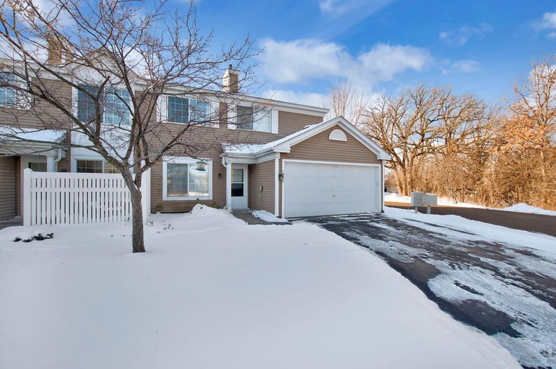 1856 Michael Point Dr #141, Eagan, MN 55122