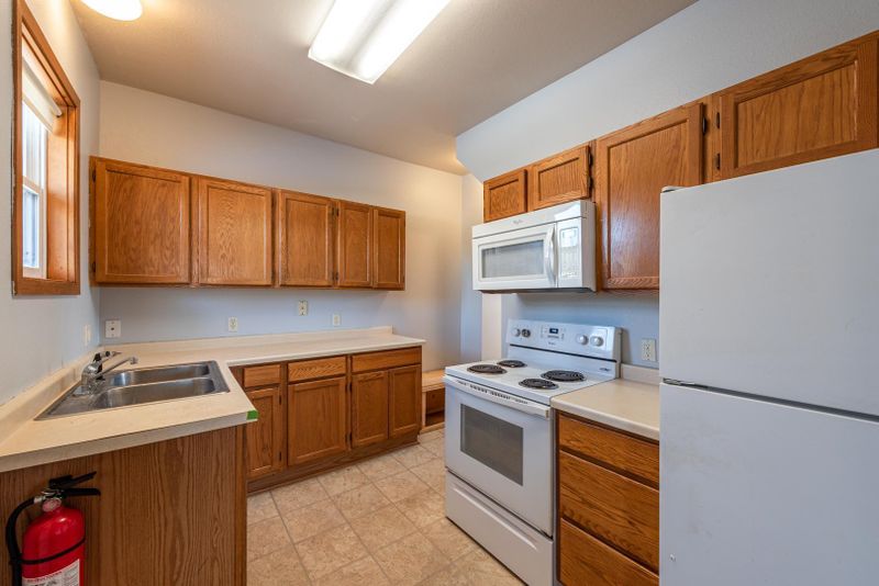 616 1st Ave NE, Brainerd, MN 56401