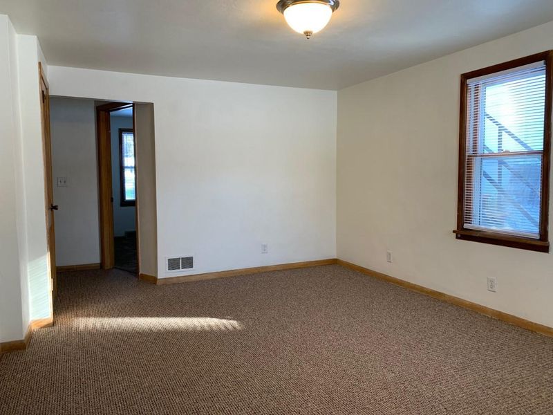 243 Linden Ave, Owatonna, MN 55060