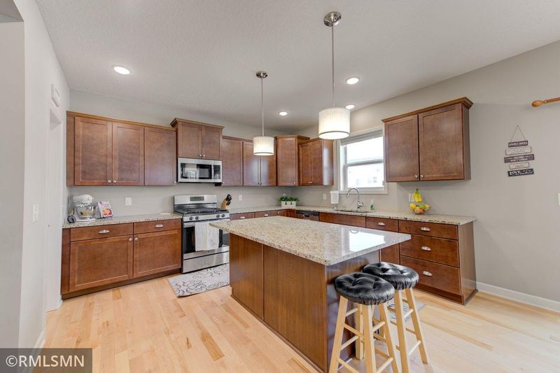 500 Franklin Ave W, Delano, MN 55328
