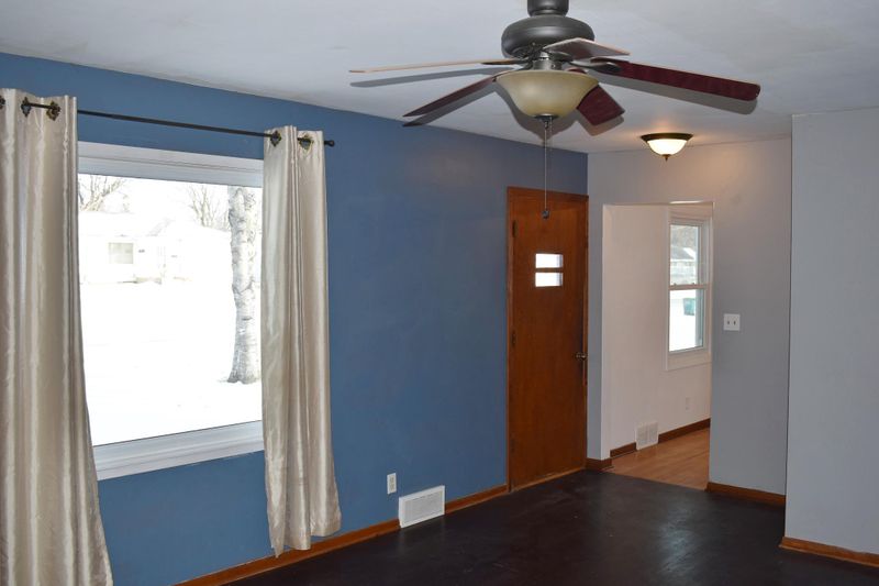 573 South St, Owatonna, MN 55060