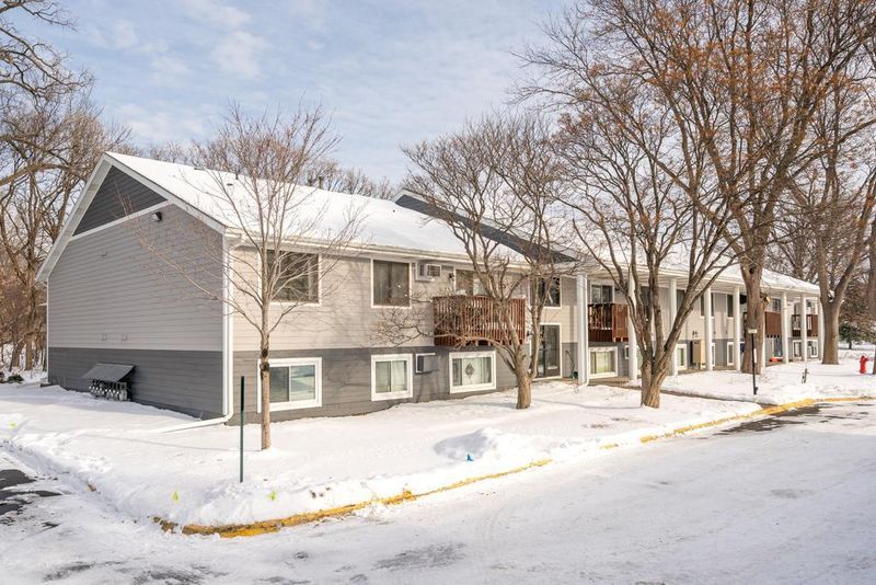 1841 113th Ave NW #205, Coon Rapids, MN 55433
