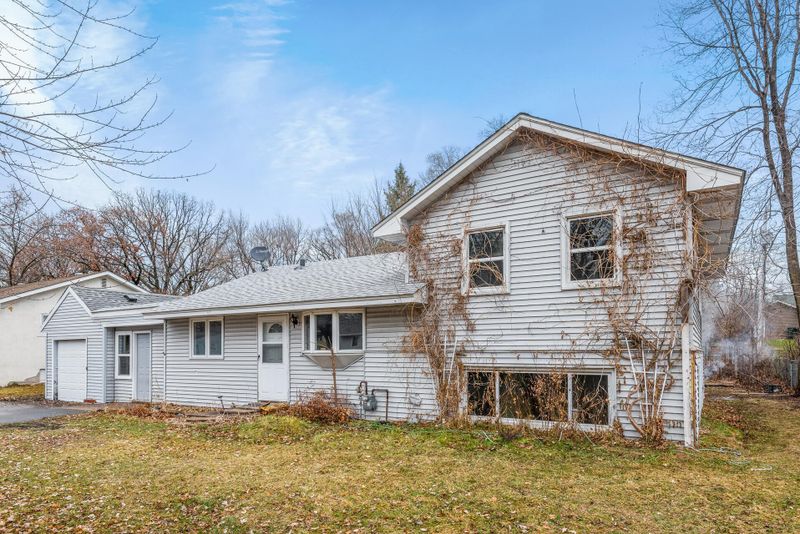 11019 5th St NE, Blaine, MN 55434