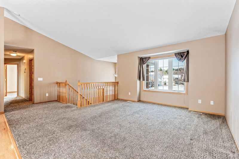 25811 18th St W, Zimmerman, MN 55398