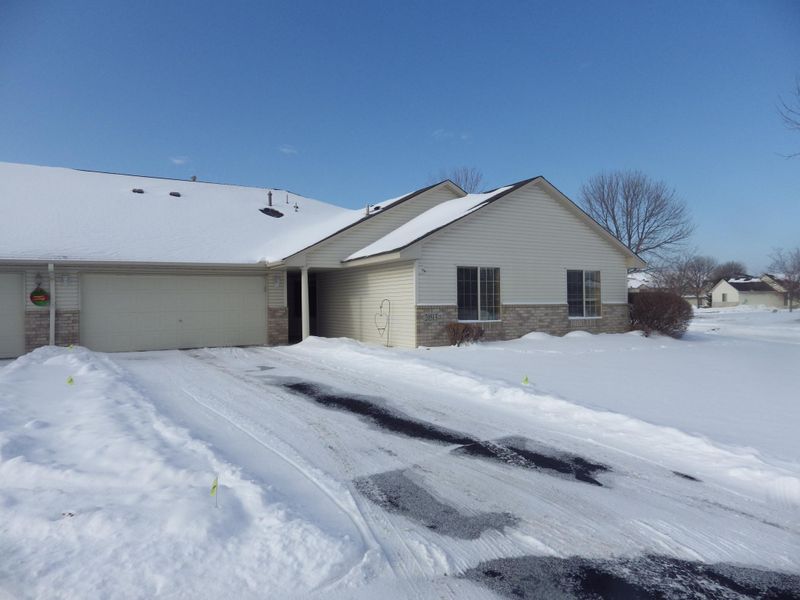 20513 Harvest Cir, Rogers, MN 55374