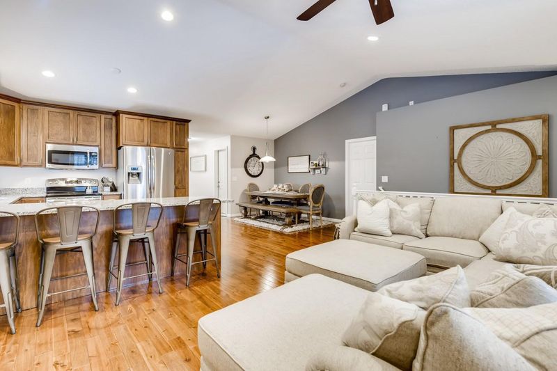 19172 Concord St NW, Elk River, MN 55330