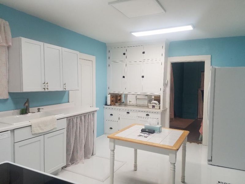 579 E Sanborn St, Winona, MN 55987