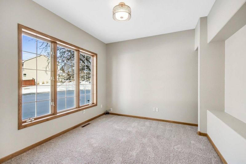 14095 Flintwood Way, Apple Valley, MN 55124