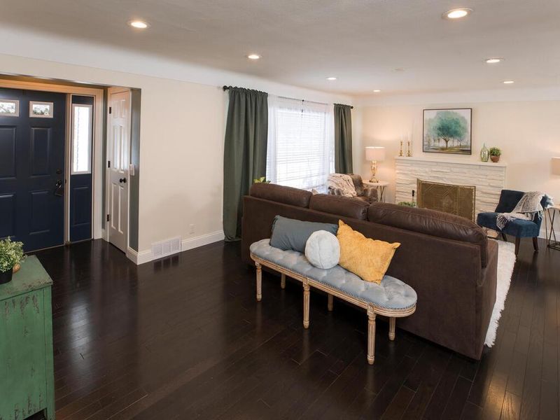 535 E Minnehaha Pw, Minneapolis, MN 55419