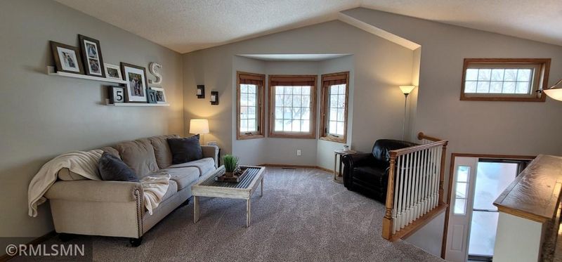 11430 Quebec Ave N, Champlin, MN 55316