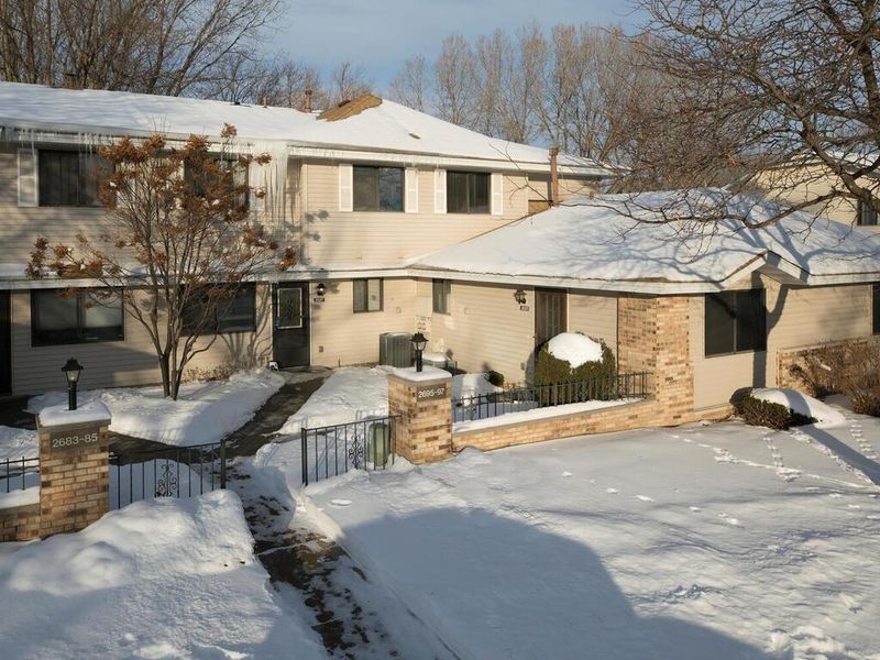 2695 Brookdale Ln N, Brooklyn Park, MN 55444