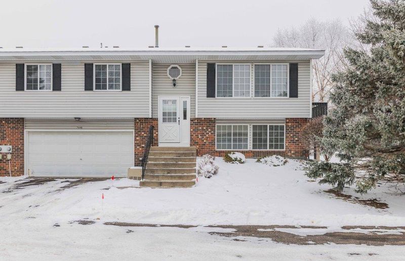 7648 Steepleview Rd, Woodbury, MN 55125