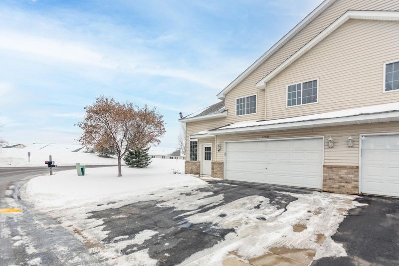 17301 Wilderness Trl SE, Prior Lake, MN 55372