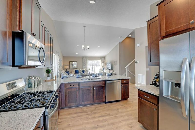 11513 Pineridge Way N, Dayton, MN 55327