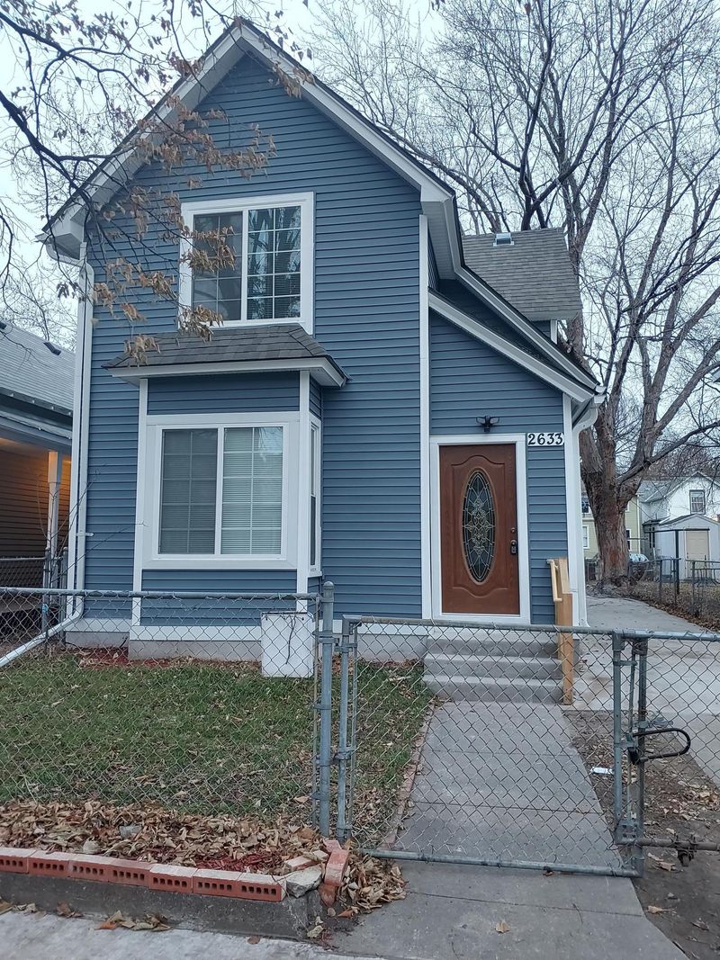 2633 13th Ave S, Minneapolis, MN 55407