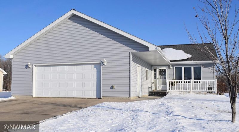 928 Spruce Ave S, Thief River Falls, MN 56701