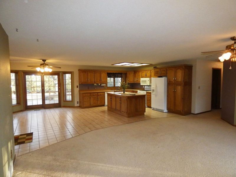 3075 Tamarack Ave, Slayton, MN 56172