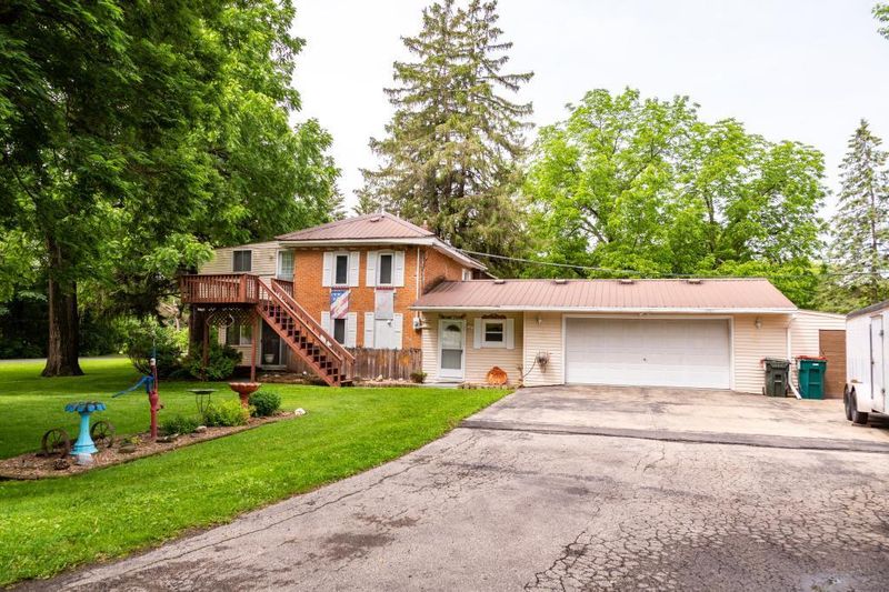 115 4th St NW, Oronoco, MN 55960