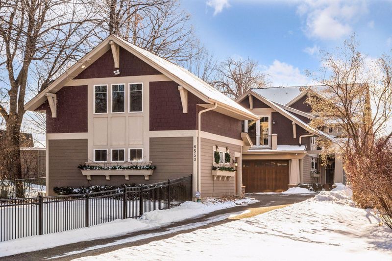 6553 Bartlett Blvd, Mound, MN 55364