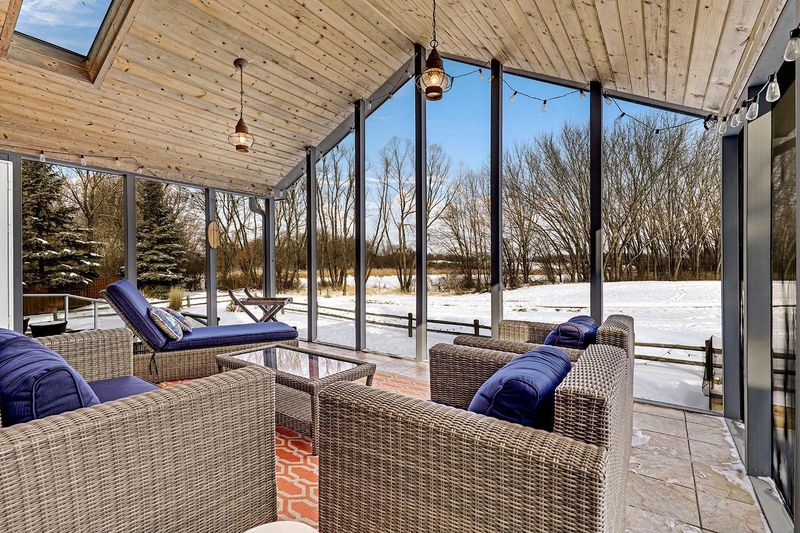 9424 Lakeside Trl N, Champlin, MN 55316