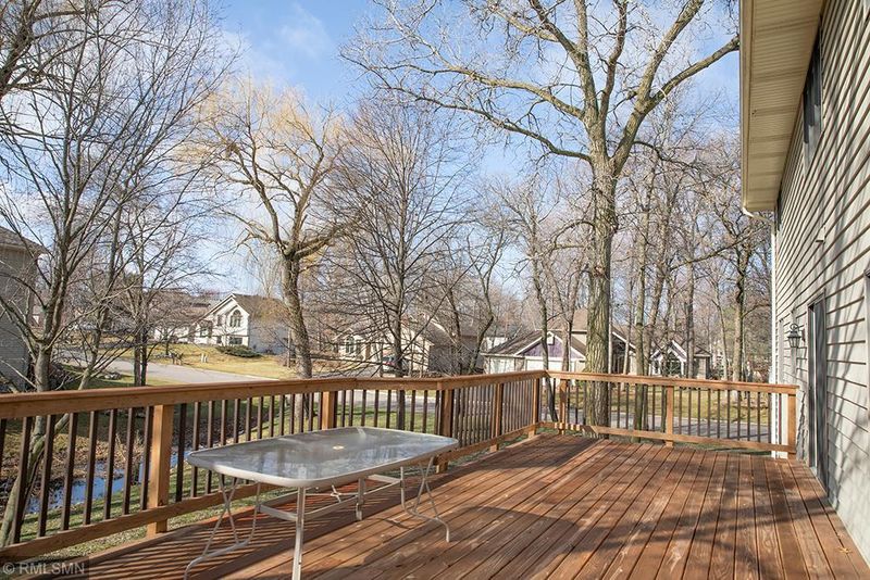1278 Velvetleaf Ln, Lino Lakes, MN 55038