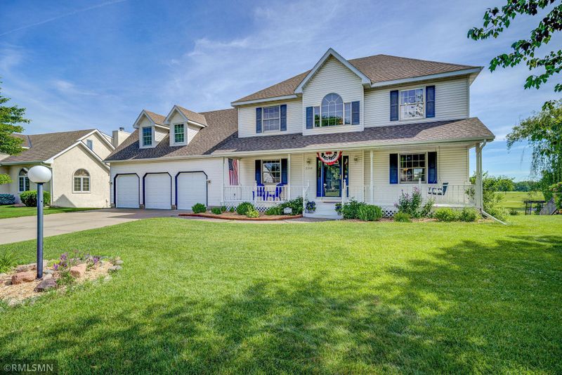 2268 Van Tassel Dr N, Stillwater, MN 55082