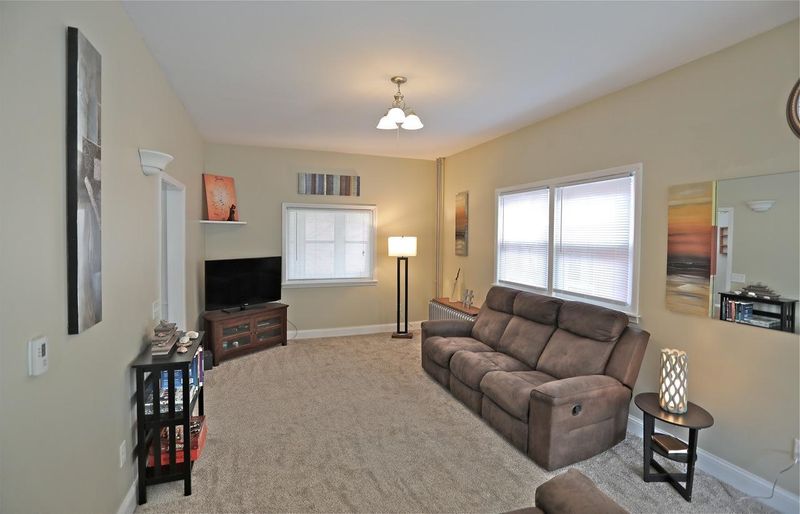 455 Herschel St, Saint Paul, MN 55104