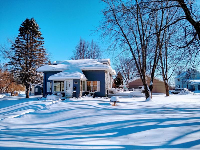 1532 98th Ave W, Duluth, MN 55808
