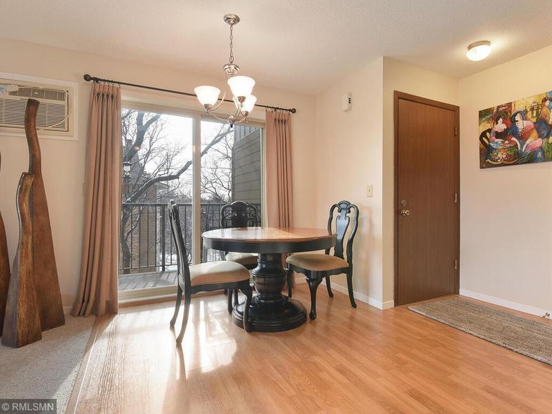 2210 Ridge Dr #32, Saint Louis Park, MN 55416