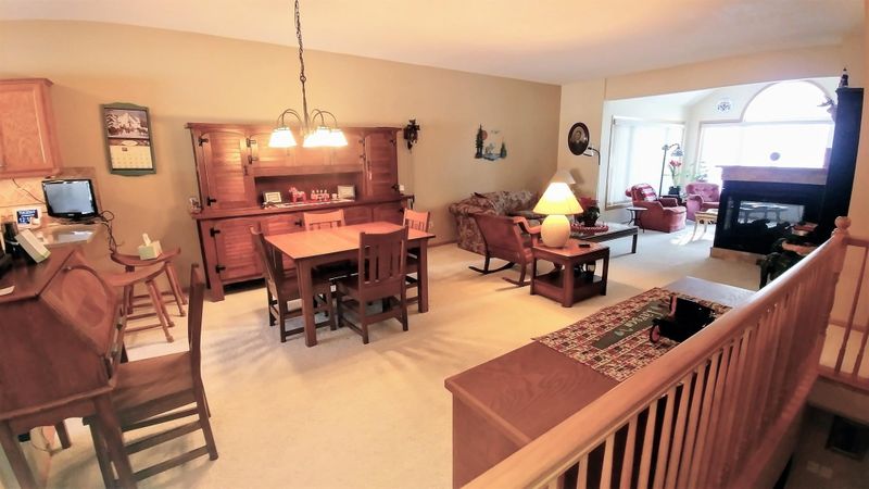 13995 Saint Andrew Dr, Eden Prairie, MN 55346