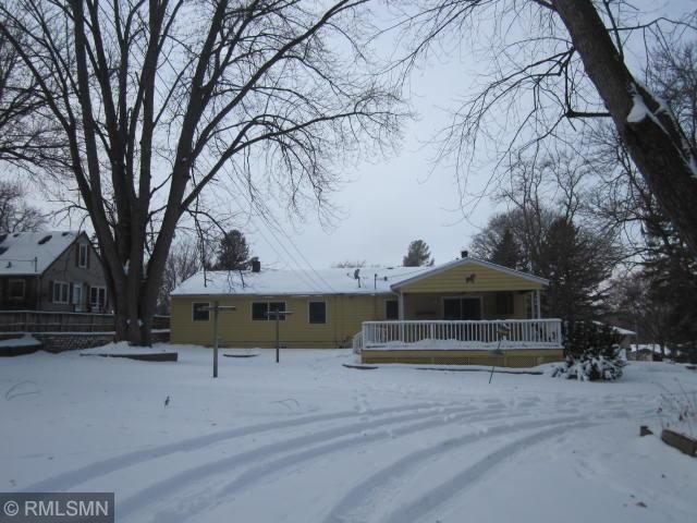1816 Kennard St, North Saint Paul, MN 55109