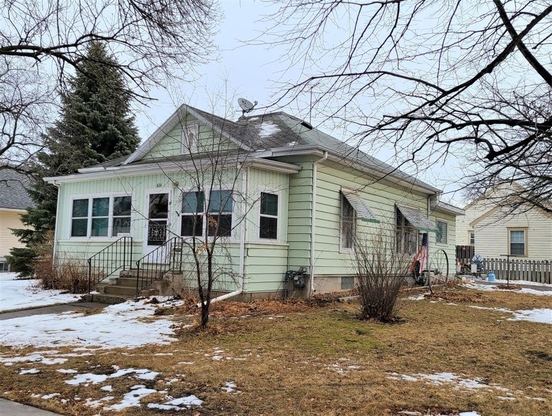 621 2nd Ave SW, Pipestone, MN 56164