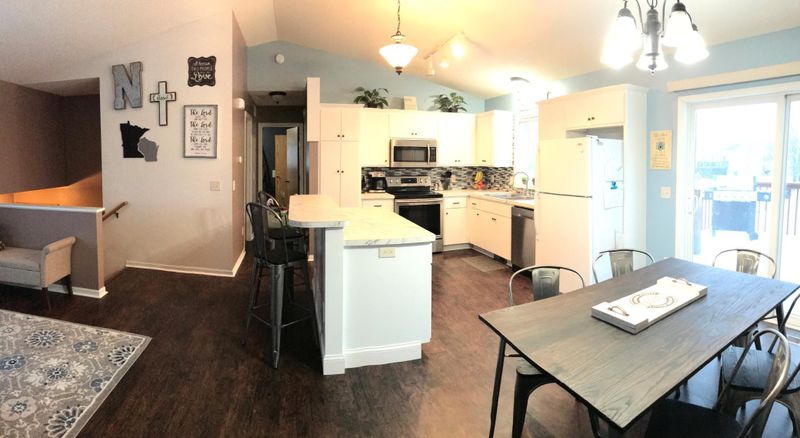 1160 Deerberry Cir, Albany, MN 56307