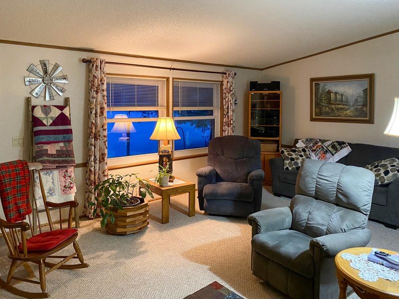 9047 21st Ave SW, Pequot Lakes, MN 56472